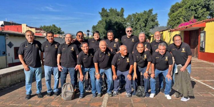 Integrantes del primer equipo profesional de Oaxaca se reunieron el fin de semana.
