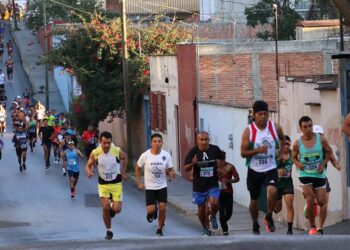 Fotos: Leobardo García Reyes // La IMSS-Monte Albán tuvo una superior a los 700 corredores.