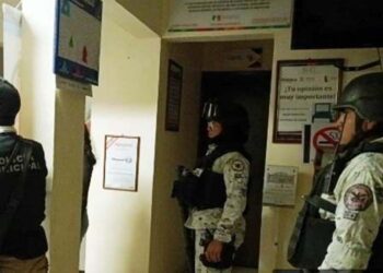 La menor fue llevada al hospital del IMSS de Mariscala de Juárez para recibir atención médica.
