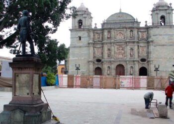 Foto: Adrián Gaytán // La remodelada Alameda de León.
