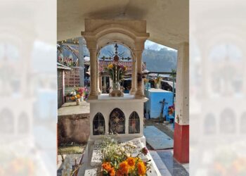 La sabia fue sepultada el 24 de noviembre de 1985 en el panteón número 1 de esta ciudad.