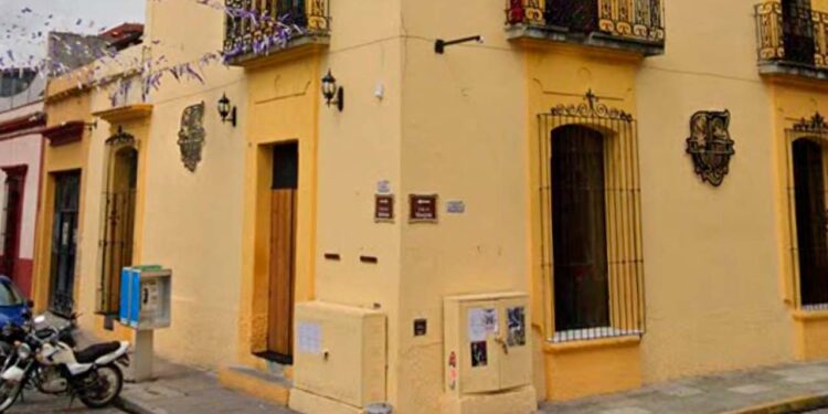 Balacera en bar deja  dos mujeres heridas