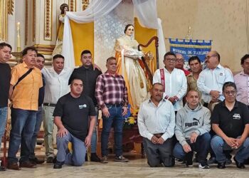 Las familias unidas disfrutaron de mucha música, comida, baile y alegría.