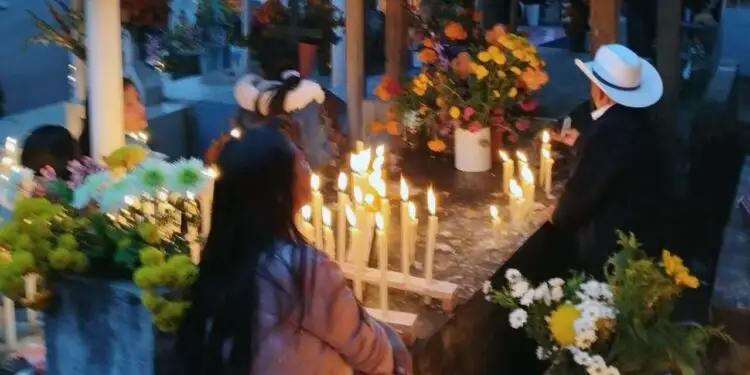 Los mazatecos de Huautla recibieron a sus seres queridos con nostalgia y alegría.