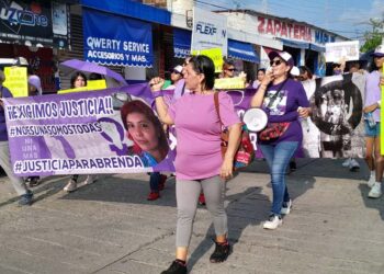 Foto: Floriberto Santos // Marcha en demanda de justicia por la muerte de Brenda Aimé Santiago.