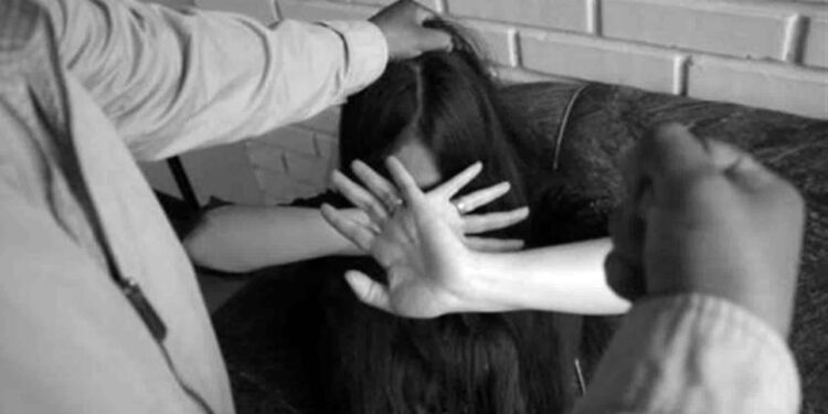 Foto: internet // Persiste la violencia contra mujeres.
