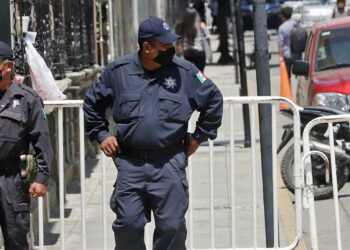 Foto: Archivo El Imparcial // Persiste el déficit de policías en la ciudad de Oaxaca. Se requieren de otros 600 policías, además de 150 agentes de vialidad.