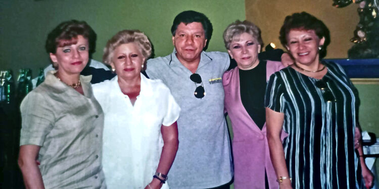 Foto: Archivo El Imparcial // Los pilares de esta casa editorial: María Esther, Mina, Benjamín, Carmen y Ángeles Fernández Pichardo.