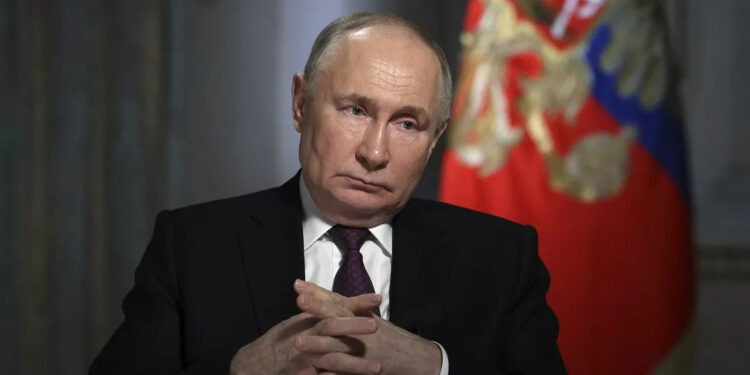 Putin firma doctrina nuclear revisada que amplía el uso de armas nucleares