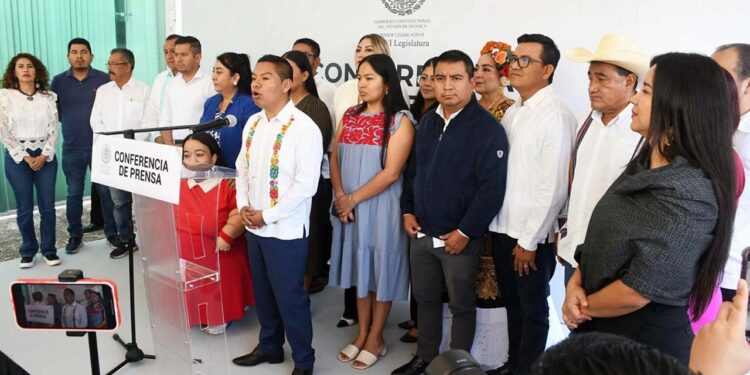 Foto: Congreso de Oaxaca // Parte de la bancada de Morena que se registró ayer para integrar la 66 legislatura.
