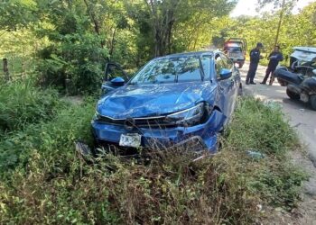 Vuelca con su automóvil  en la región de la Cuenca