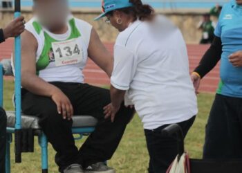 Proponen jornada laboral flexible para trabajadores con hijos con discapacidad