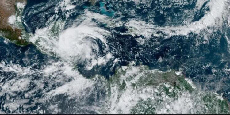Tormenta tropical Sara avanza hacia el Sur de la Península de Yucatán