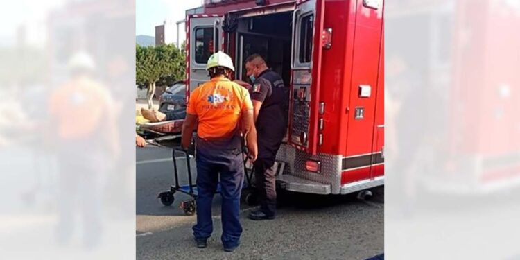 Se disponía a cruzar la vía federal cuando fue impactada por el motopatrullero.