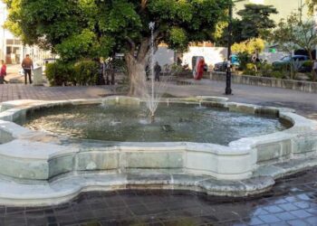 Foto: Gobierno de Oaxaca // Una de las fuentes del Paseo Juárez, El Llano tras su remodelación.