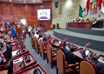 Foto: Congreso de Oaxaca – ilustrativa // El virtual coordinador de la Jucopo, Benjamín Viveros Montalvo adelantó que buscarán hacerse de cuatro espacios más, para tener una bancada de 26 diputados morenistas.