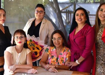 Foto: Rubén Morales // Yaneth Martínez, Belem Cruz, Itzel Acevedo, Pilar Gracia y Magda Morales estuvieron en el festejo.