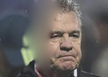 Javier Aguirre sufre agresión en Honduras; presentó abundante hemorragia