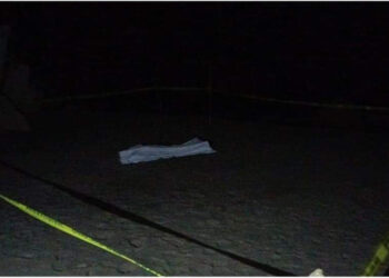 Surfista extranjero de 78 años muere ahogado en Playa La Bocana, Huatulco