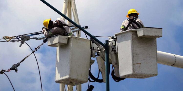 Foto: internet – ilustrativa // Los cortes de energía eléctrica impacta de manera negativa a los comercios, debido a que se generan pérdidas económicas.