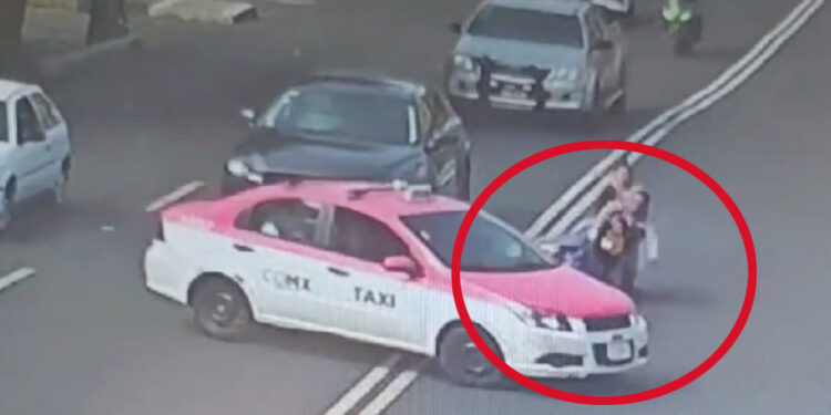 VIDEO | ¡Fatal accidente en Cuajimalpa! Motociclista muere; dos personas lesionadas