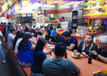 Visita a los panteones, muestra de amor por quienes ya fallecieron 