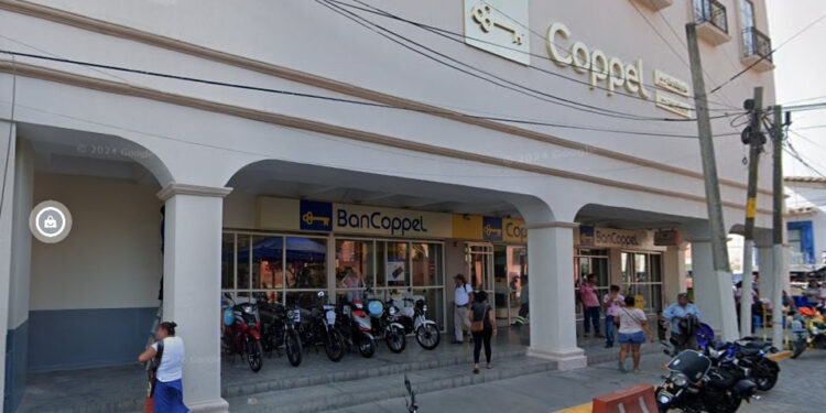 Violento asalto a Coppel de Santo Domingo Tehuantepec