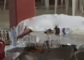 ¡Sangriento baile! Le arrancan la vida a balazos en agencia El Ciruelo, Pinotepa Nacional