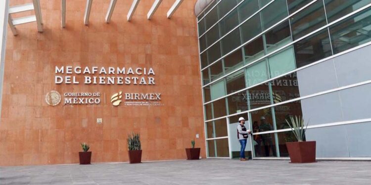 Foto: Gobierno de México // Megafarmacia Bienestar, mito genial o elefante blanco.