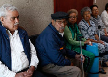Ajuste al salario mínimo 2025: ¿Cómo afectará las pensiones del IMSS y el ISSSTE?