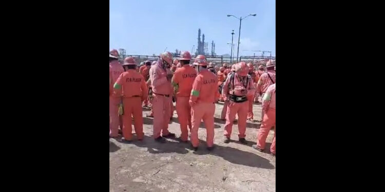 Fuga de gas en la Refinería Antonio Dovalí Jaime es controlada sin víctimas