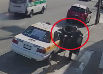 VIDEO | Abuelito embestido por neumático desprendido de transporte público en Chiapas