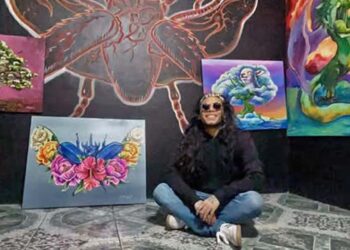Estrenando taller, el artista plástico Sergio Xross.