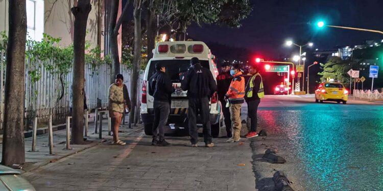 Los heridos fueron trasladados al Hospital Civil por una ambulancia de San Antonio de la Cal.