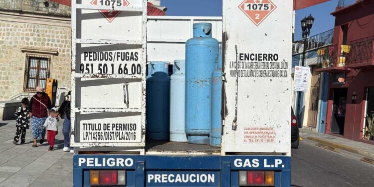 Foto: Luis Alberto Cruz // La empresa Gas de Oaxaca reveló problemas en el suministro de gas LP por parte de Petróleos Mexicanos (Pemex).