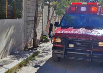 La lesionada fue atendida por paramédicos del Cuerpo de Bomberos.