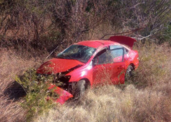Tragedia familiar tras mortal volcadura en Tehuantepec
