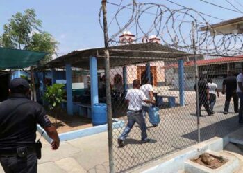 Aún existen observaciones en todos los penales para garantizar una estancia digna.