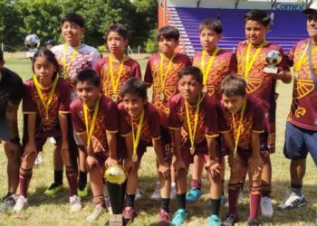 Academia Zaachila se corona en la Antequera Cup