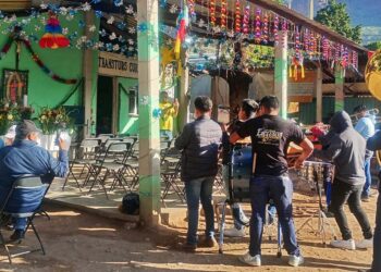 Agradecieron a quienes asistieron para celebrar un año más de la aparición de la Virgen.