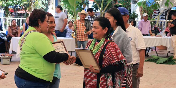 Agradecieron a los cocineros y cocineras que compartieron los sabores representativos de sus comunidades.