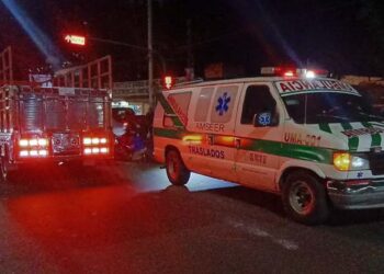Ambos hechos fueron atendidos por paramédicos de rescate Amseer.