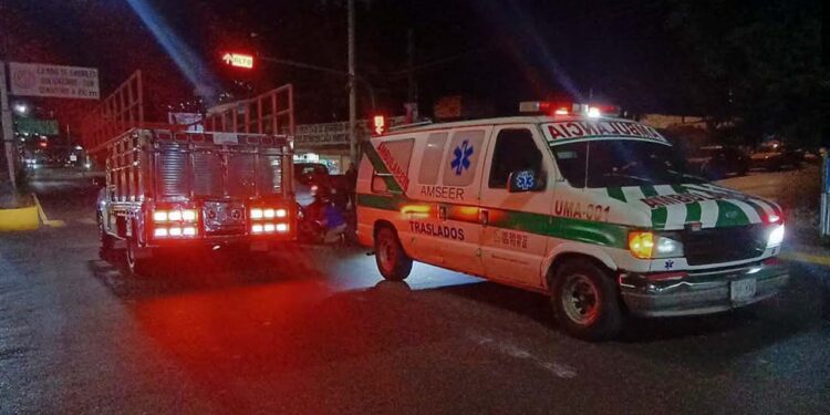 Ambos hechos fueron atendidos por paramédicos de rescate Amseer.