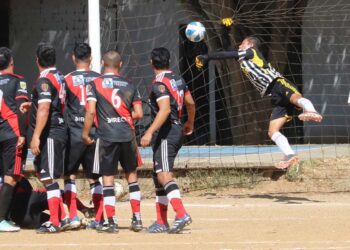 Fotos: Leobardo García Reyes // Así cayó el gol de Pueblo Nuevo.