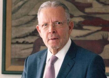 La ley debe garantizar el derecho a la información