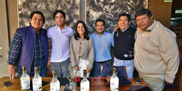 Foto: Rubén Morales // Cada uno de los presentes compartió sus propósitos de este nuevo año que está por venir.