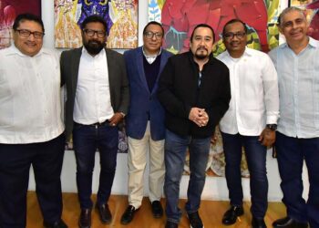 Fotos: Rubén Morales // Con amigos y maestros expositores.