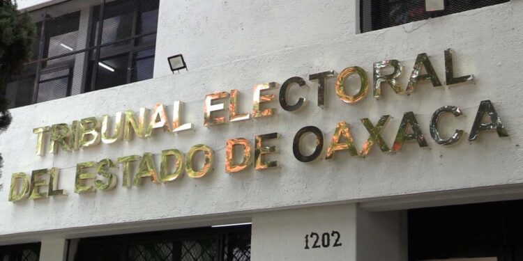Foto: archivo // Los integrantes del TEEO confirmaron la convocatoria para la elección de los integrantes de la Comisión Electoral de Santa María Ixcotel.