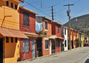Foto: Archivo El Imparcial // En cuatro años, proyectan la construcción de 66 mil viviendas en Oaxaca.