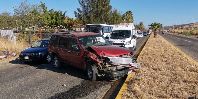 Foto: Archivo El Imparcial // Exhortan a automovilistas a fomentar la cultura de la prevención para evitar accidentes en esta época del año.